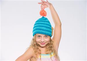 girl with crochet hat