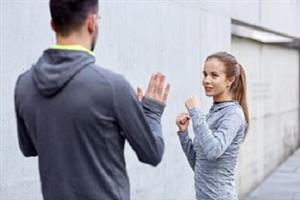 woman self defense against man in alley